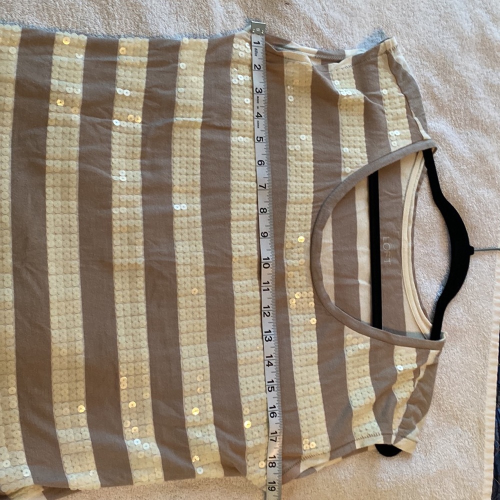 LOFT Women’s Large Tee Shirt - Picture 3 of 7